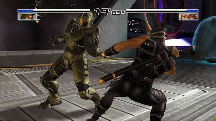 Spartan-458 combat Ryu Hayabusa dans Dead or Alive 4.